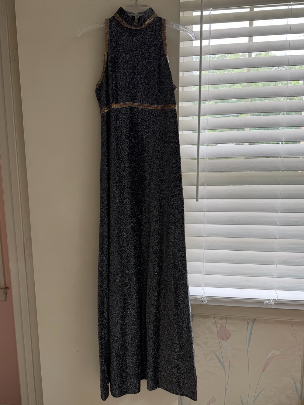 Women's Black & Gold Metallic Sleeveless High-Neck Maxi Dress